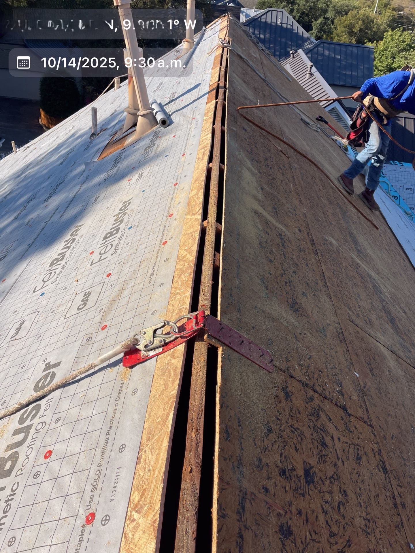 new ridge vent cut into residential roof