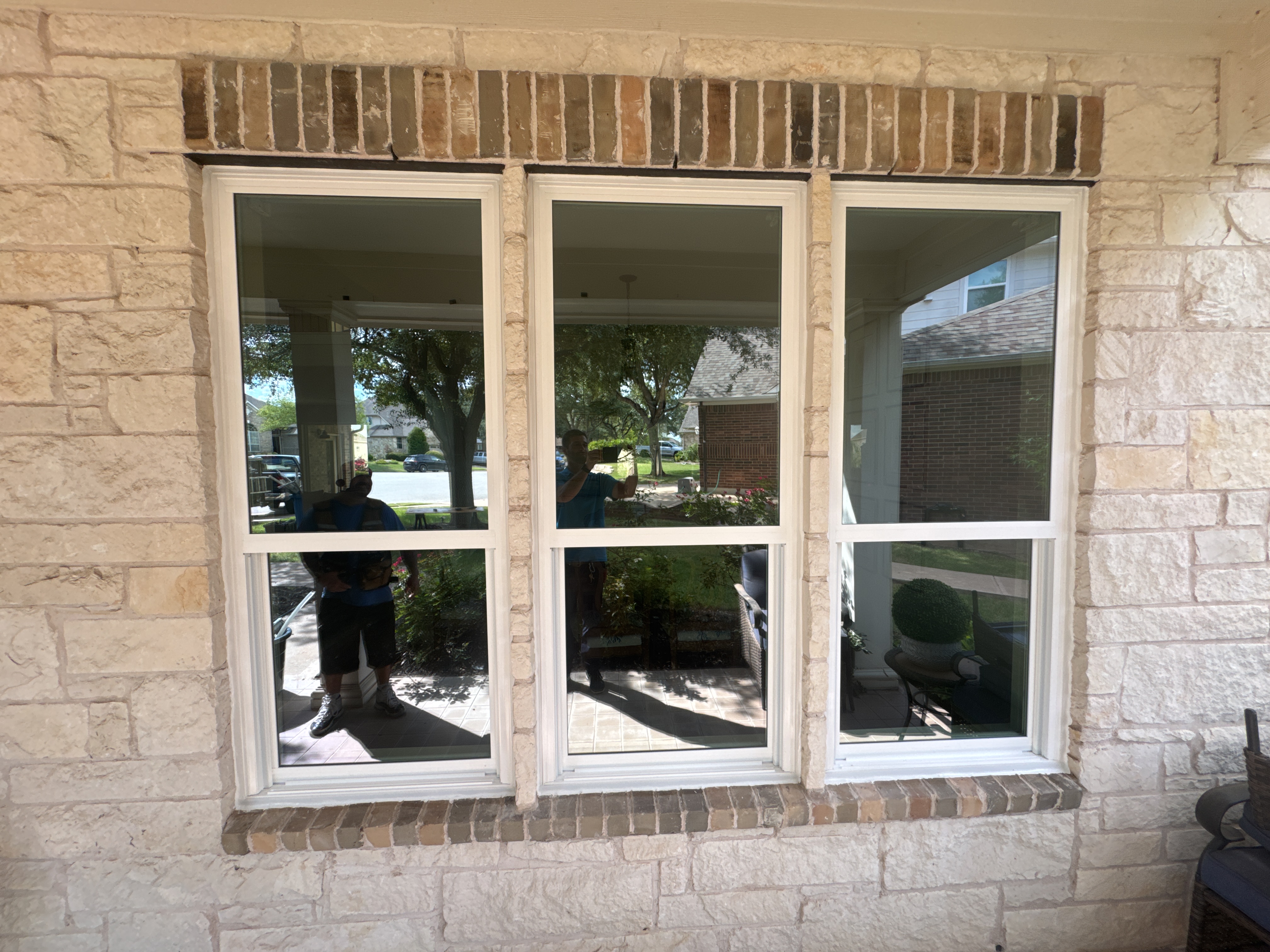 Vinyl Single Hung Mi V3000 White Window Replacement Steiner Ranch Neighborhood Association TX — Cupcake Home Improvements