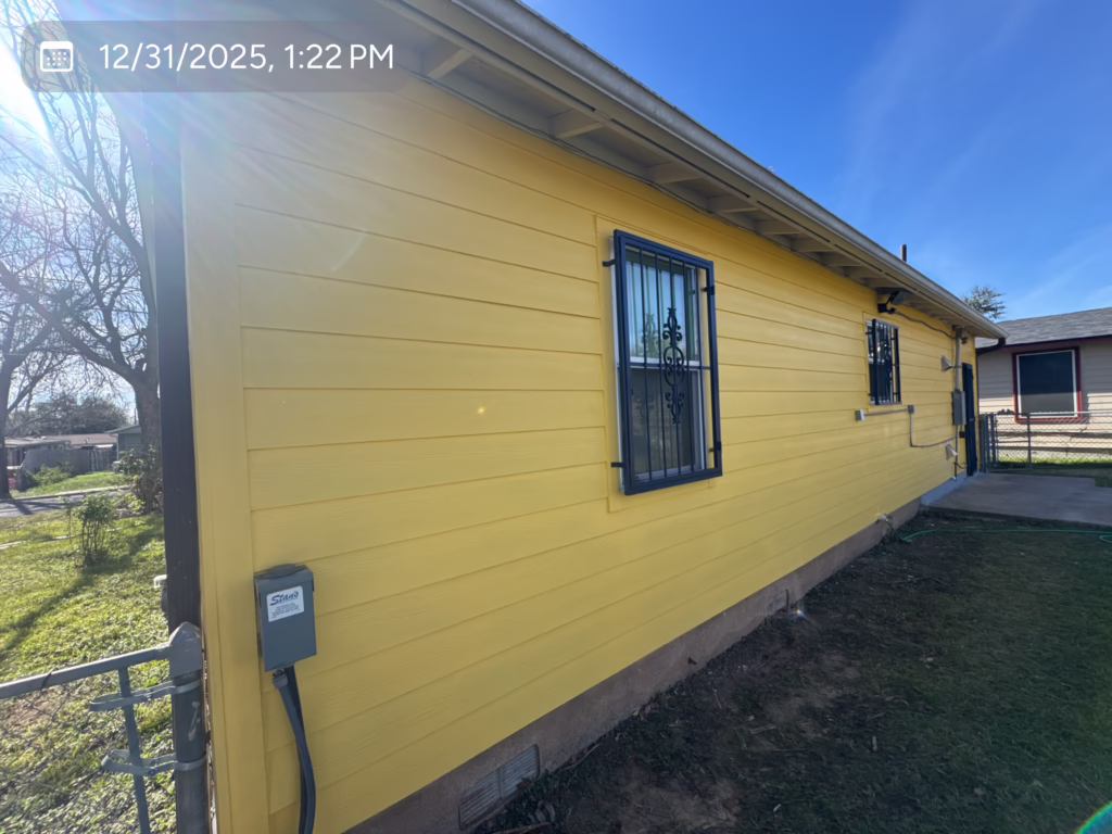 Fiber Cement James Hardie Horizontal Plank Cedarmill Yellow Jubilee P260-5 Siding Replacement MLK-183 TX — Cupcake Home Improvements