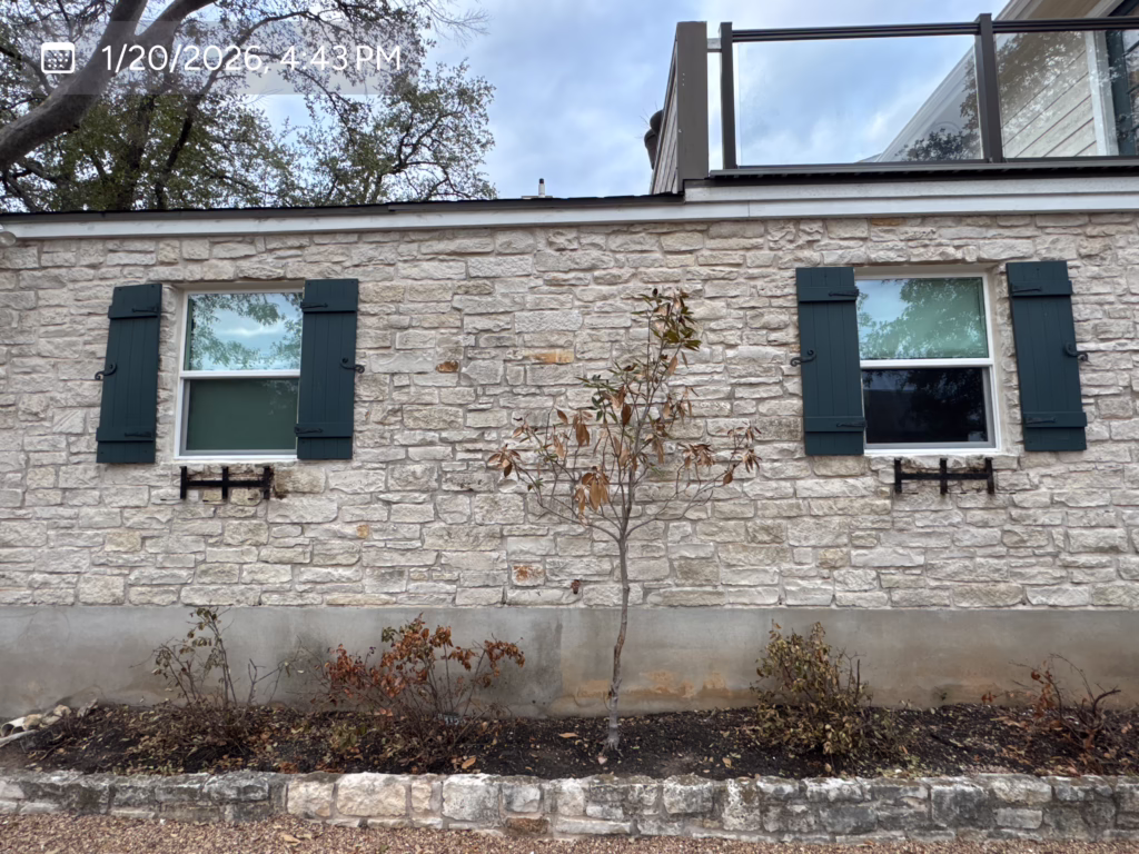 Vinyl Single Hung Anlin Panoramic White Window Replacement Bull Creek TX — Cupcake Home Improvements