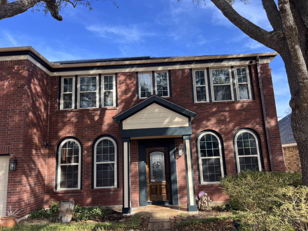 Fiber Cement James Hardie Horizontal Plank Cedarmill Main: SW 9101 Tres Naturale, Trim: SW 9680 Night Watch Siding Replacement Meadows Of Brushy Creek TX — Cupcake Home Improvements